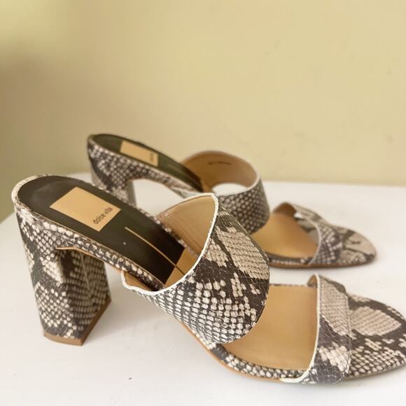 Dolce Vita Sandals Beige Snakeskin Print Block Heel Size 10 - Picture 2 of 7